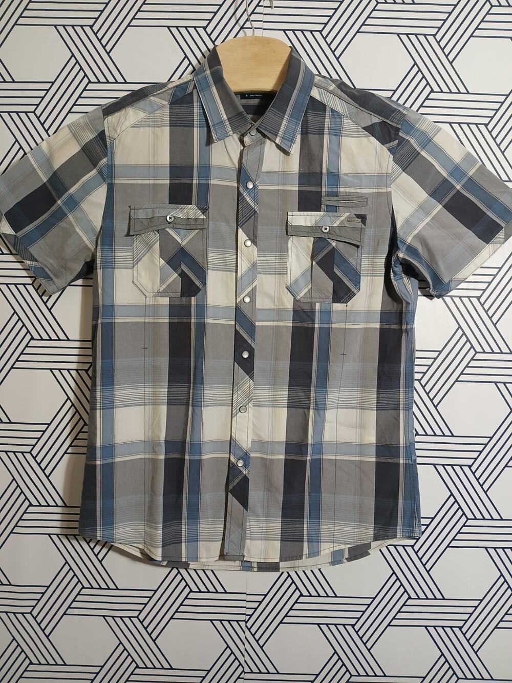Mens 7 Diamonds Short Sleeve Button Front Size Large